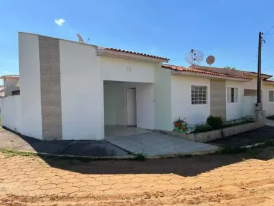 Casa com 2 quartos em Condomínio dos Professores - AFEMI, Itararé - 90m²