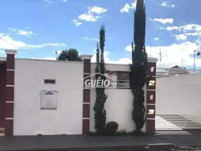 Casa com 2 quartos em Vila Ozório, Itararé - 196m²