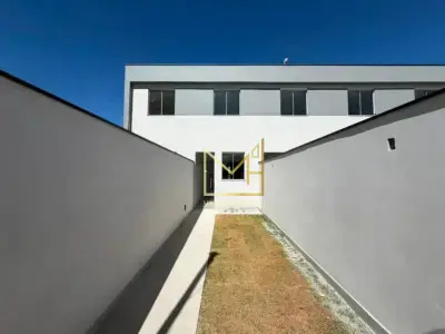 Casa com 2 quartos em Mantiqueira, Belo Horizonte - 92m²