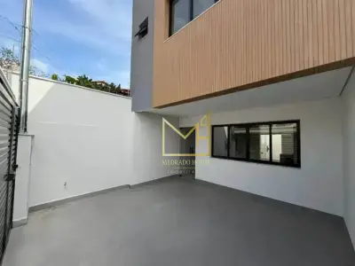 Casa com 3 quartos em Planalto, Belo Horizonte - 96m²
