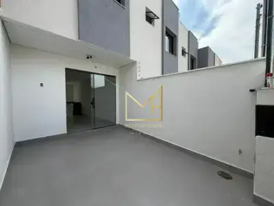 Casa com 2 quartos em Planalto, Belo Horizonte - 62m²