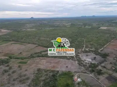 Fazenda com 0 quartos em Paulo Afonso