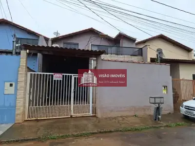 Casa em Beira Rio