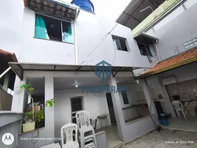 Casa com 3 quartos em Lajedo, Belo Horizonte - 180m²