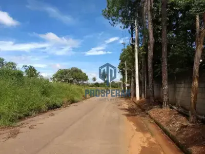  com 0 quartos em Santa Clara, Mateus Leme - 200m²