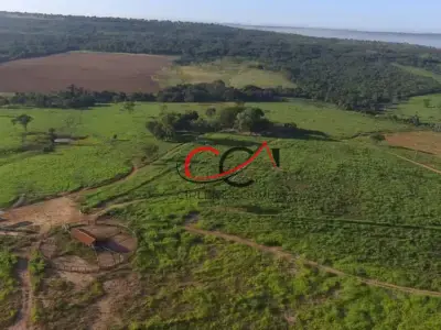 Fazenda com 0 quartos em Zona Rural