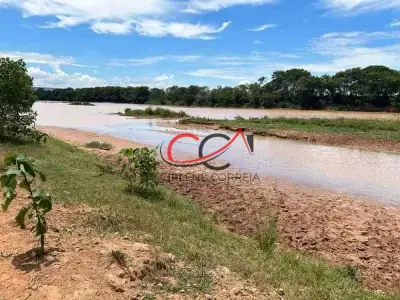Lote / Terreno com 0 quartos em Zona Rural