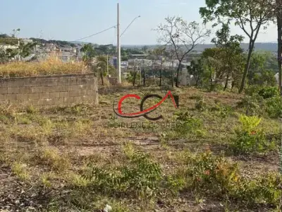 Lote / Terreno com 0 quartos em Ermírio de Moraes 2