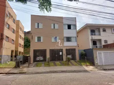 Apartamento com 2 quartos em Jardim Quisisana
