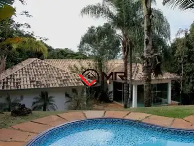 Casa de Condomínio com 3 quartos em Pasárgada