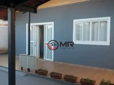 Casa com 3 quartos em Jardim Canadá