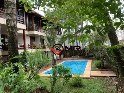 Casa com 6 quartos em Belvedere
