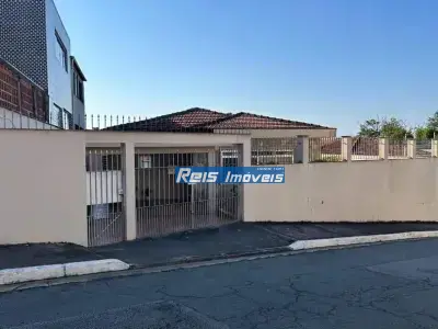Casa com 3 quartos em Jardim Cliper, São Paulo - 173m²