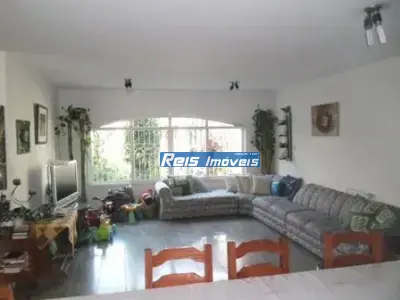 Sobrado com 4 quartos em Interlagos, São Paulo - 400m²