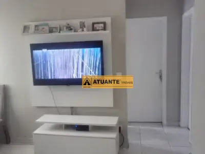 Apartamento com 2 quartos em Jardim Saporito, Taboão da Serra - 69m²