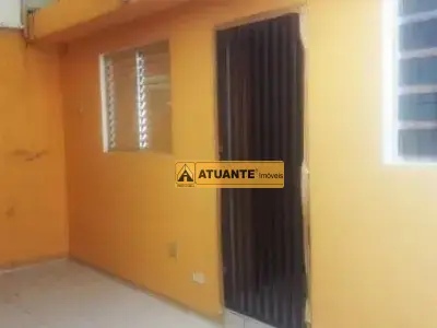 Casa com 2 quartos em Parque Santos Dumont, Taboão da Serra - 100m²