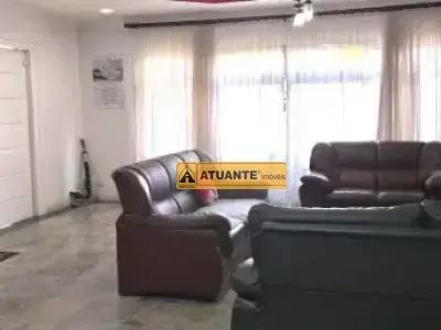 Casa com 3 quartos em Jardim das Esmeraldas, São Paulo - 153m²