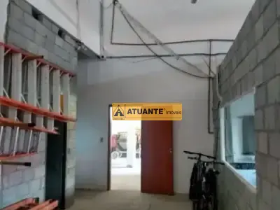 Galpão com 0 quartos em Centro, Taboão da Serra - 240m²