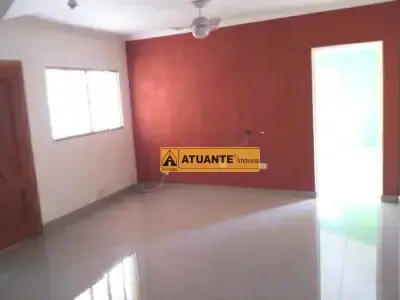 Sobrado com 2 quartos em Jardim Bontempo, Taboão da Serra - 148m²