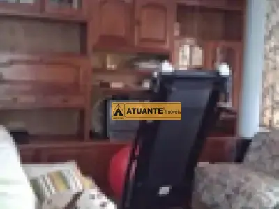 Sobrado com 3 quartos em Vila Suzana, São Paulo - 228m²