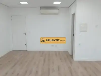 Sala / Conjunto com 0 quartos em Jardim Wanda, Taboão da Serra - 37m²