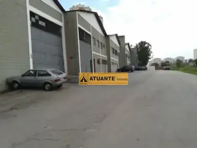 Galpão com 0 quartos em Jardim Henriqueta, Taboão da Serra - 990m²
