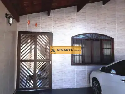 Casa com 2 quartos em Solemar, Praia Grande - 100m²
