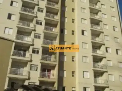 Apartamento com 3 quartos em Jardim Caner, Taboão da Serra - 62m²