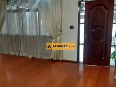 Sobrado com 3 quartos em Jardim Maria Rosa, Taboão da Serra - 130m²
