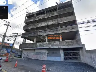 Prédio com 0 quartos em Vila Mercês