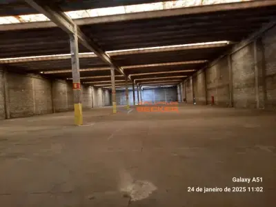 Galpão com 0 quartos em Jardim Santa Bárbara