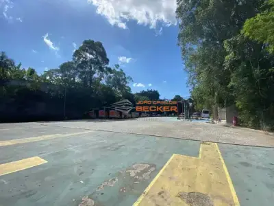 Lote / Terreno com 0 quartos em Jardim Arpoador