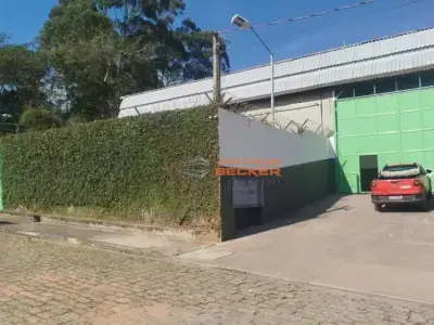 Galpão com 0 quartos em Centro