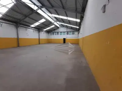 Galpão com 0 quartos em Centro
