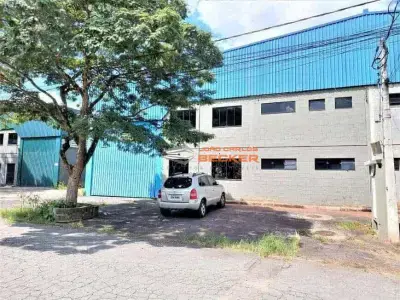 Galpão com 0 quartos em Jardim do Rio Cotia