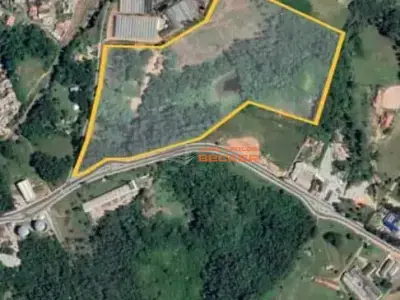 Lote / Terreno com 0 quartos em Centro (Caucaia do Alto)