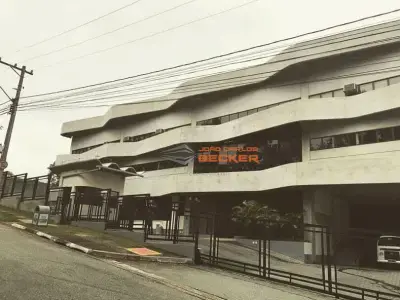 Galpão com 0 quartos em Tamboré