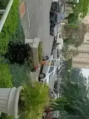 Imóveis em Vila Emir