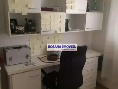 Casa com 4 quartos em Vila Bancário