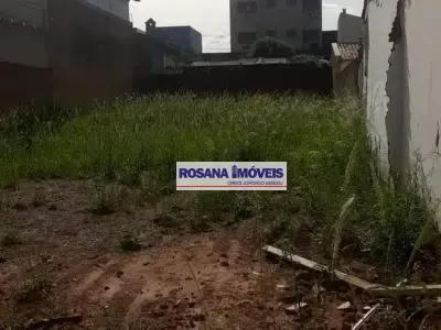 Lote / Terreno com 0 quartos em Vila Diniz