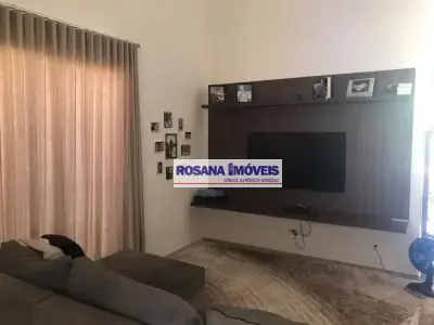 Casa com 3 quartos em Condomínio Residencial Village Maria Stella
