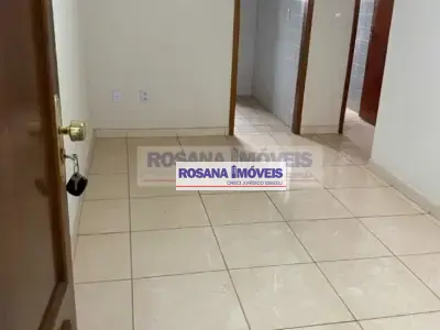 Apartamento com 2 quartos em Vila Moreira
