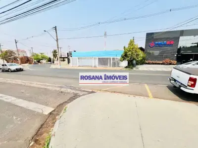 Prédio com 0 quartos em Vila Aeroporto