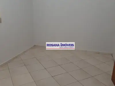 Prédio com 4 quartos em Parque Industrial