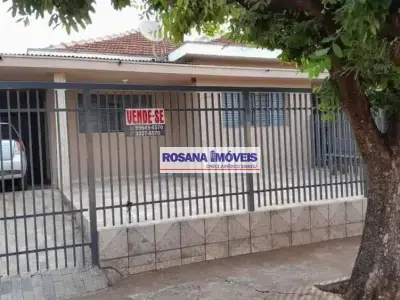 Casa com 3 quartos em Vila Nossa Senhora do Bonfim