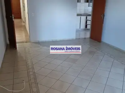 Apartamento com 3 quartos em Vila Imperial