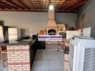 Casa de Condomínio com 4 quartos em JARDIM DAS PALMEIRAS III