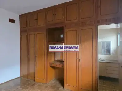 Casa com 3 quartos em Vila Bancário