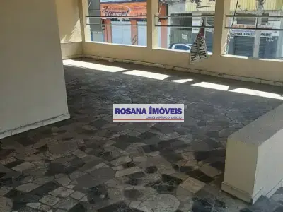 Prédio com 2 quartos em Vila Maceno