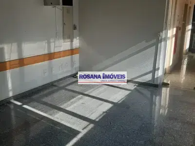 Sala / Conjunto com 0 quartos em Centro